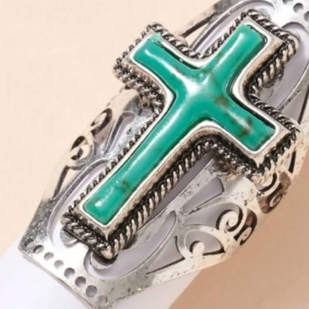 Turquoise Cross Silver-Tone    Sterling Sliver Women’s Ring - Teal Cross Accent